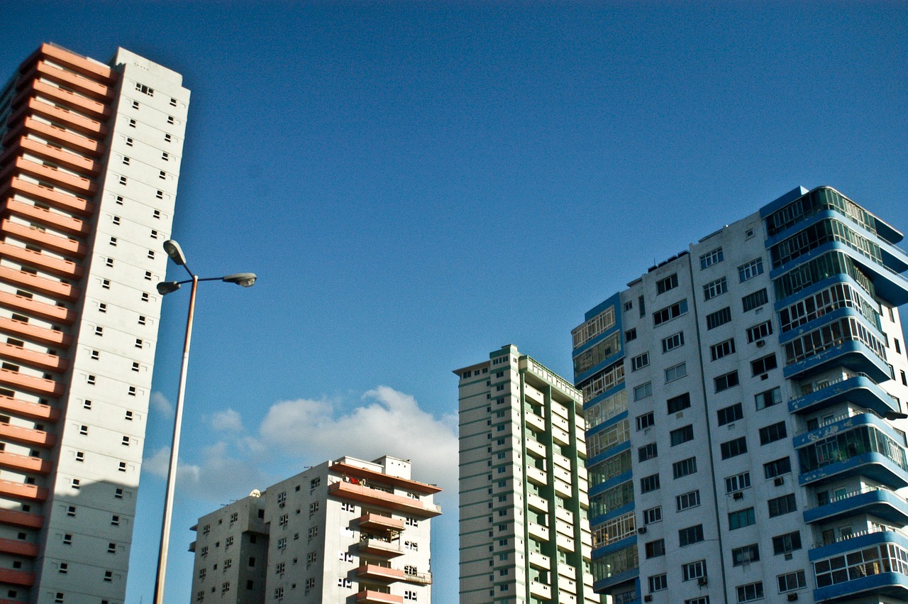 城中村改造，多个城市的探索与实践