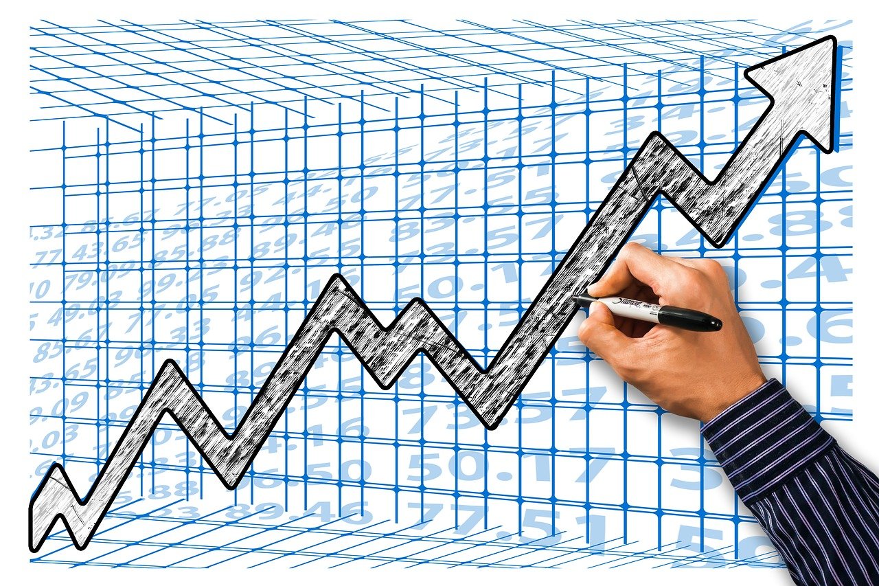 Q4业绩超预期且2025年指引乐观 Roku大涨超15%